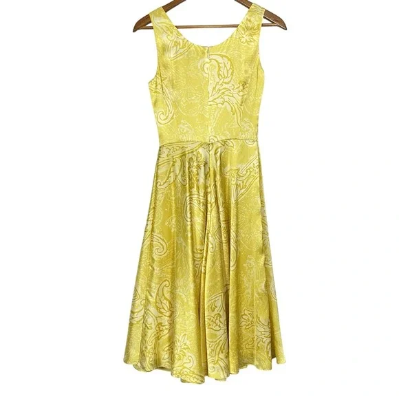 Brooks Brothers 100% Silk Size 2 XS Yellow Dress Lined Sleeveless Luxury Preppy - Picture 3 of 6